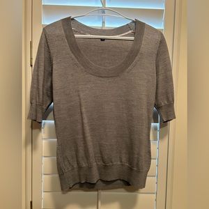 🎁Cute light sweater simple to wear dress it up
